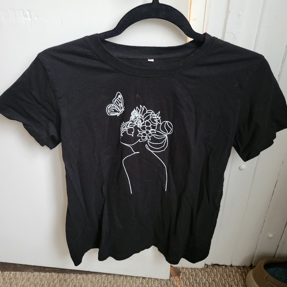 DONATING SOON! Grafic Tee